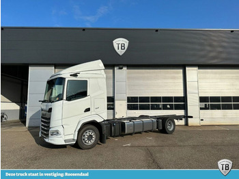 Cab chassis truck DAF XF 450
