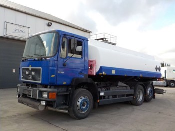 Tank truck MAN 24.332 (6 CYLINDER / 18000L / 6X2): picture 1
