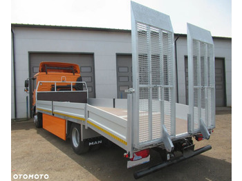 Autotransporter truck MAN TGM 15.250