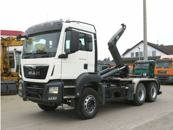 Hook lift truck MAN TG-S 26.400 6x4 Abrollkipper kurzer Radstand, VD: picture 1