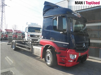 Container transporter/ Swap body truck Mercedes-Benz 1840L: picture 1