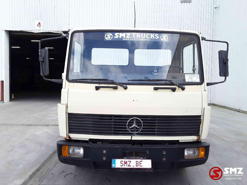 Dropside/ Flatbed truck Mercedes-Benz 809 D: picture 3