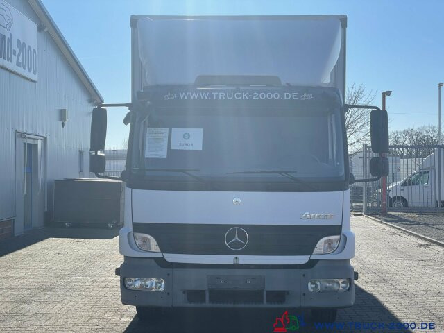 Autotransporter truck Mercedes-Benz 822 Atego Geschlossener Transport + el. Rampen: picture 12