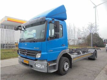 Container transporter/ Swap body truck Mercedes-Benz Atego 1218 L: picture 1