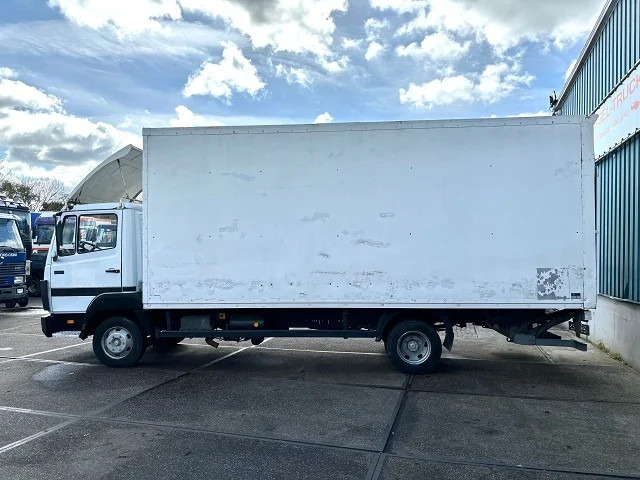 Leasing of Mercedes-Benz LK 814 6-CILINDER WITH PLYWOOD BOX (FULL STEEL SUSPENSION / MANUAL GEARBOX) Mercedes-Benz LK 814 6-CILINDER WITH PLYWOOD BOX (FULL STEEL SUSPENSION / MANUAL GEARBOX): picture 4