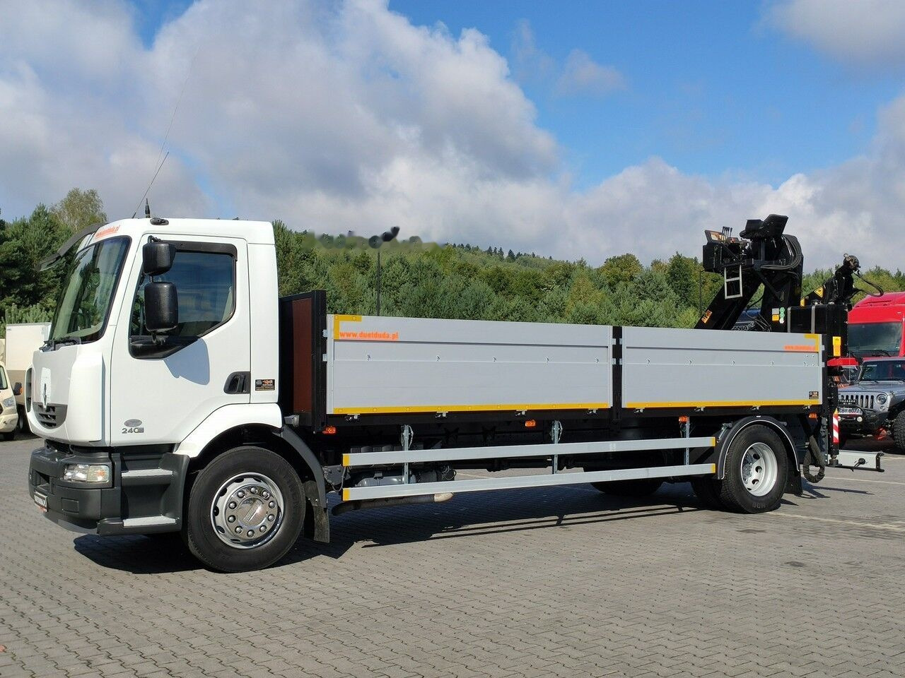 Dropside/ Flatbed truck, Crane truck Renault Midlum 180.240DXI: picture 4