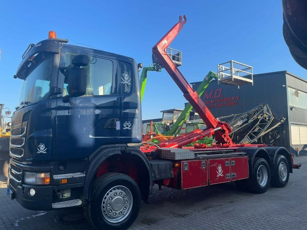 Hook lift truck Scania G 440 LB: picture 2