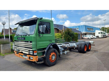 Cab chassis truck SCANIA P92