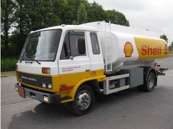 Nissan NISSAN BLADFEDERUNG - Tank truck