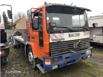 Cab chassis truck VOLVO FL618: picture 1