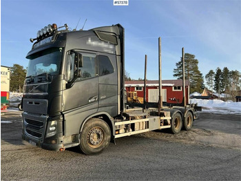 Log truck VOLVO FH16