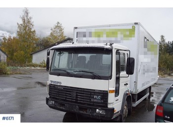Box truck Volvo FL: picture 1