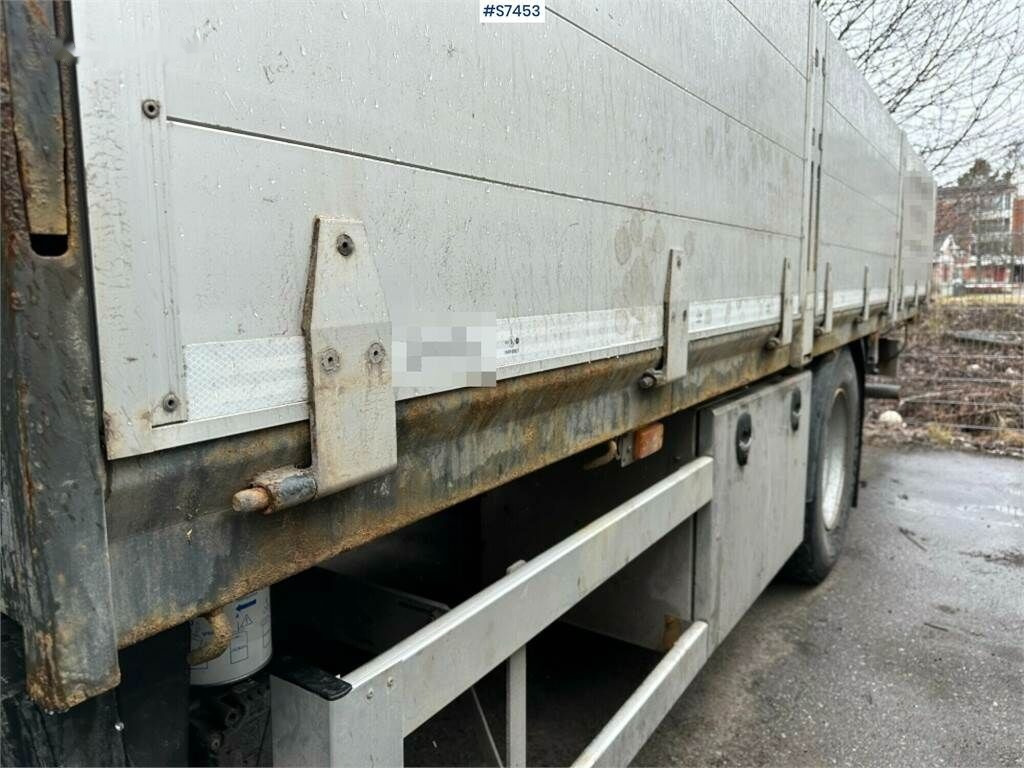 Dropside/ Flatbed truck, Crane truck Volvo FL 280 4X2 Crane truck with HIAB XS 144 E-5 crane: picture 35
