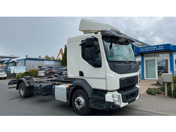 Cab chassis truck VOLVO FL
