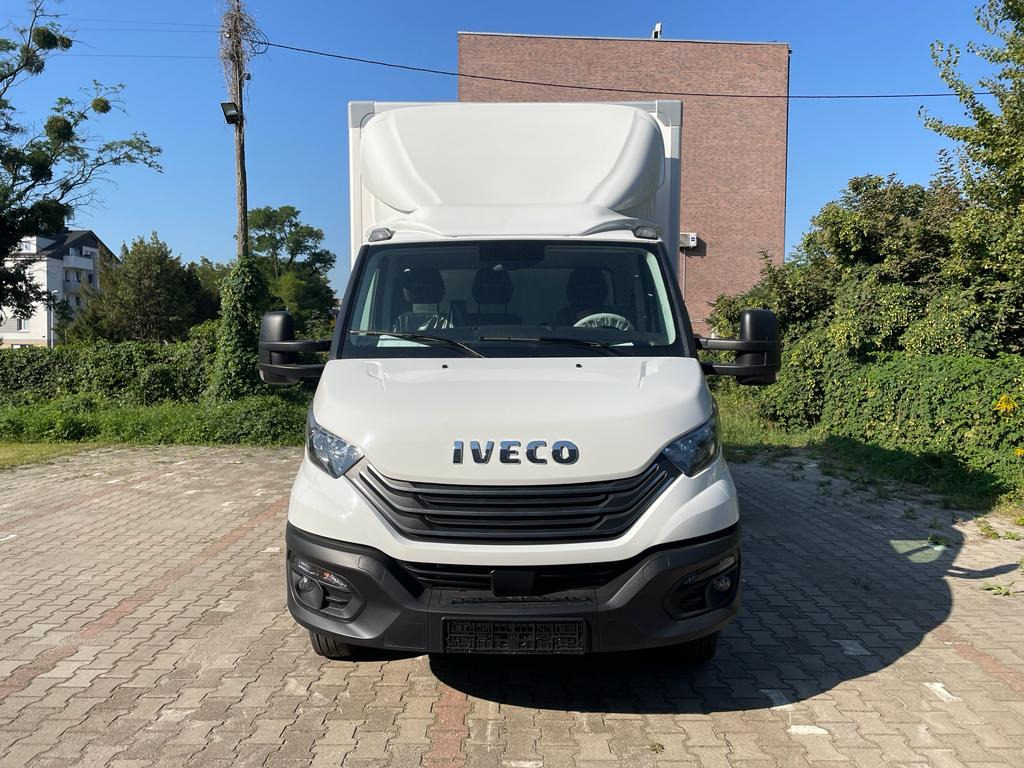 Leasing of Iveco Daily 50C18HZ Container mit 8 Paletten und einem 750-kg-Aufzug Iveco Daily 50C18HZ Container mit 8 Paletten und einem 750-kg-Aufzug: picture 3