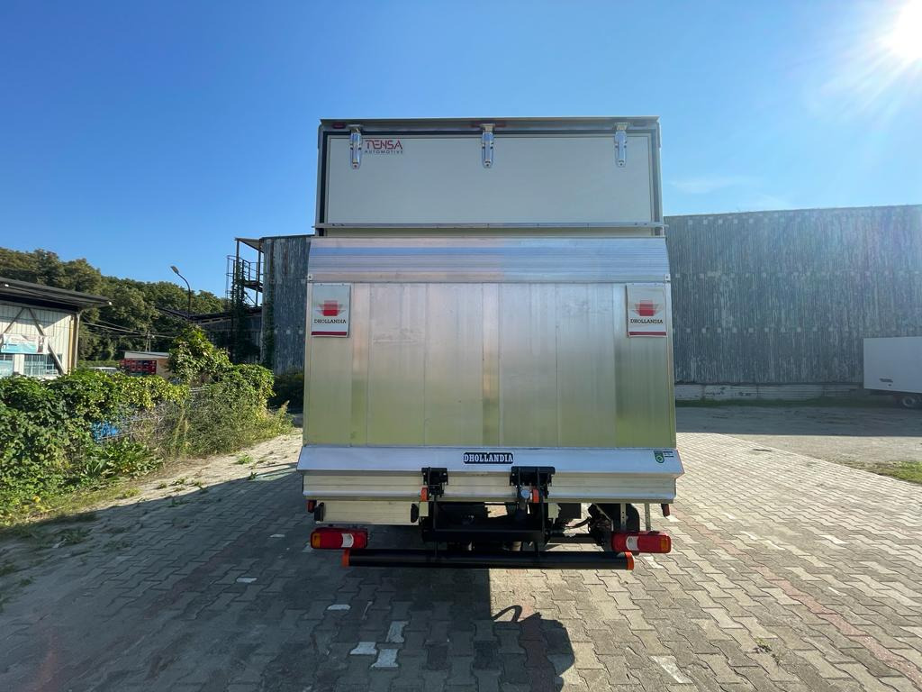 Leasing of Iveco Daily 50C18HZ Container mit 8 Paletten und einem 750-kg-Aufzug Iveco Daily 50C18HZ Container mit 8 Paletten und einem 750-kg-Aufzug: picture 4