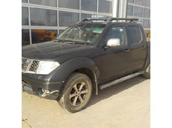 NISSAN Navara - Pickup truck