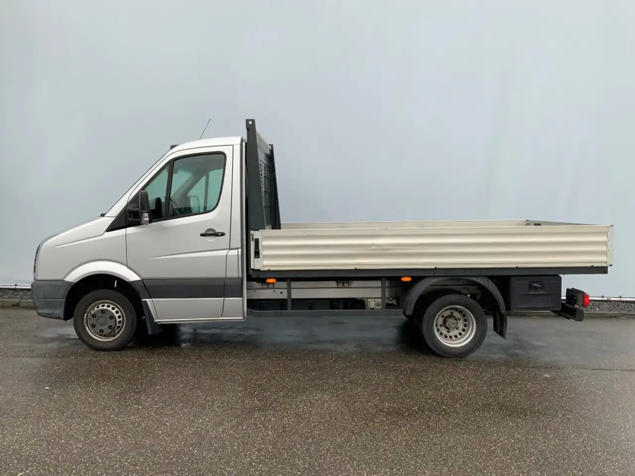 Leasing of Volkswagen Crafter 46 2.0 TDI L2H1 Pick Up Airco Navi Cruise 3 Zits E Volkswagen Crafter 46 2.0 TDI L2H1 Pick Up Airco Navi Cruise 3 Zits E: picture 11