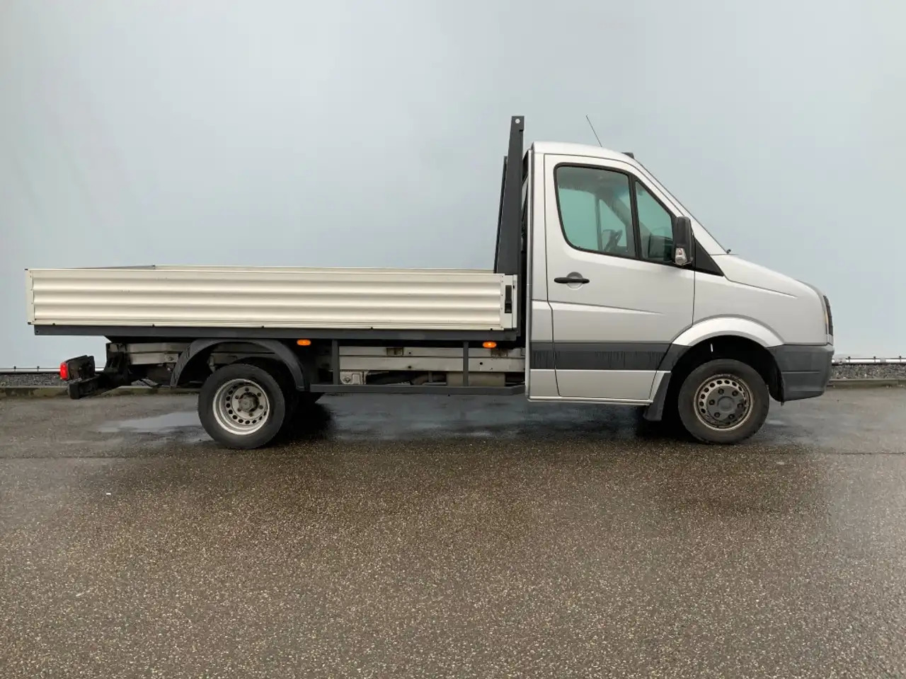 Leasing of Volkswagen Crafter 46 2.0 TDI L2H1 Pick Up Airco Navi Cruise 3 Zits E Volkswagen Crafter 46 2.0 TDI L2H1 Pick Up Airco Navi Cruise 3 Zits E: picture 10