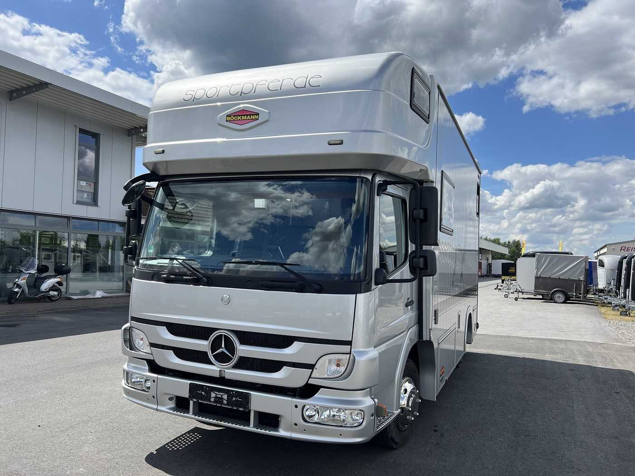 MERCEDES-BENZ Atego LKW - Horse truck: picture 5