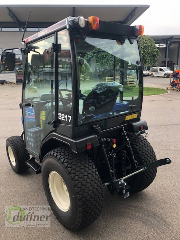 Iseki TM 3217 AHLK - Municipal tractor: picture 5