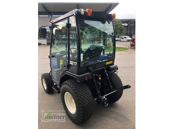 Iseki TM 3217 AHLK - Municipal tractor: picture 4