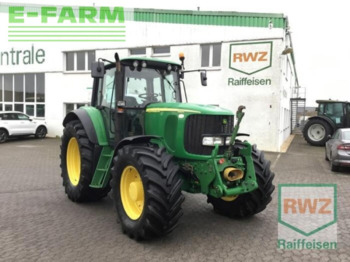 John Deere 6820 - Farm tractor: picture 1