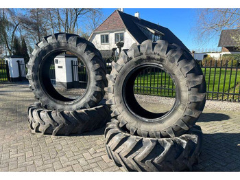 Michelin 18.4R42 16.9R28  - Tire: picture 1