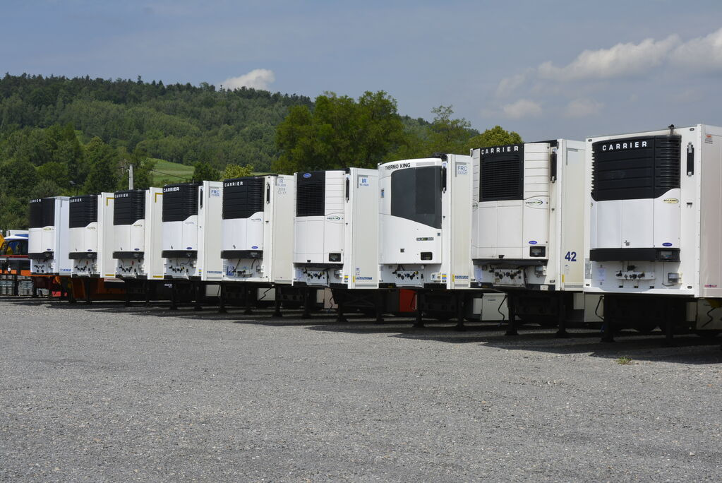 DUETDUDA - Trailers SCHMITZ undefined: picture 4