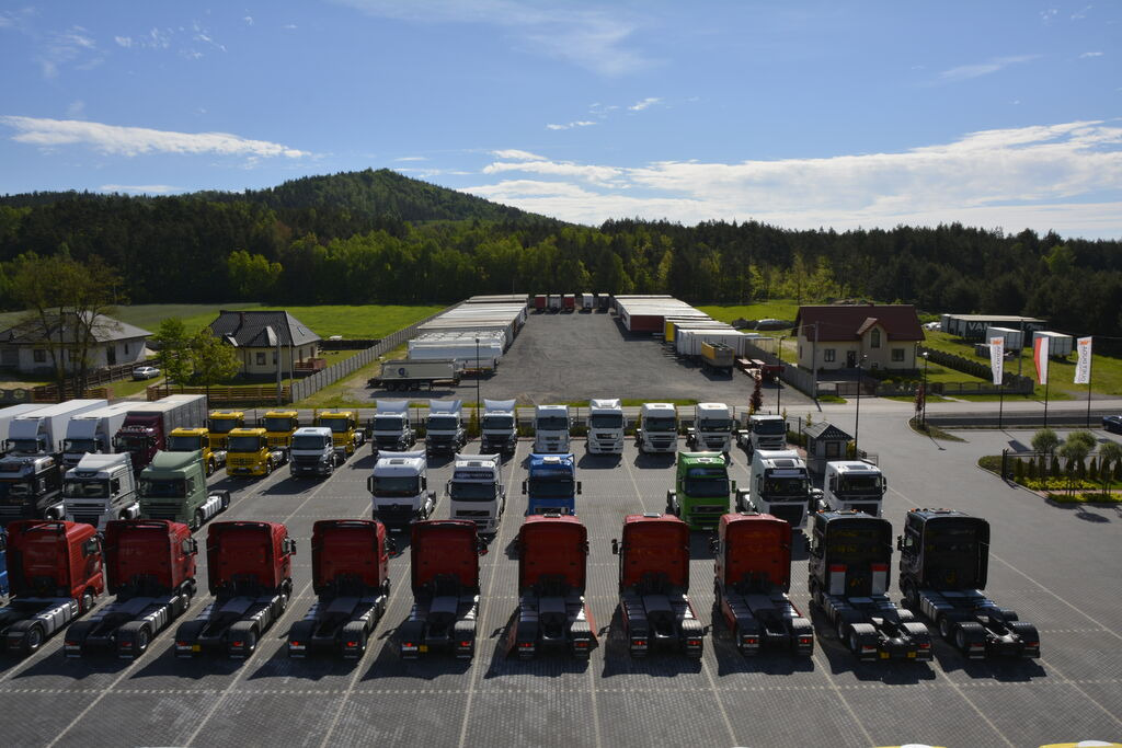 DUETDUDA - Trailers SCHMITZ undefined: picture 8