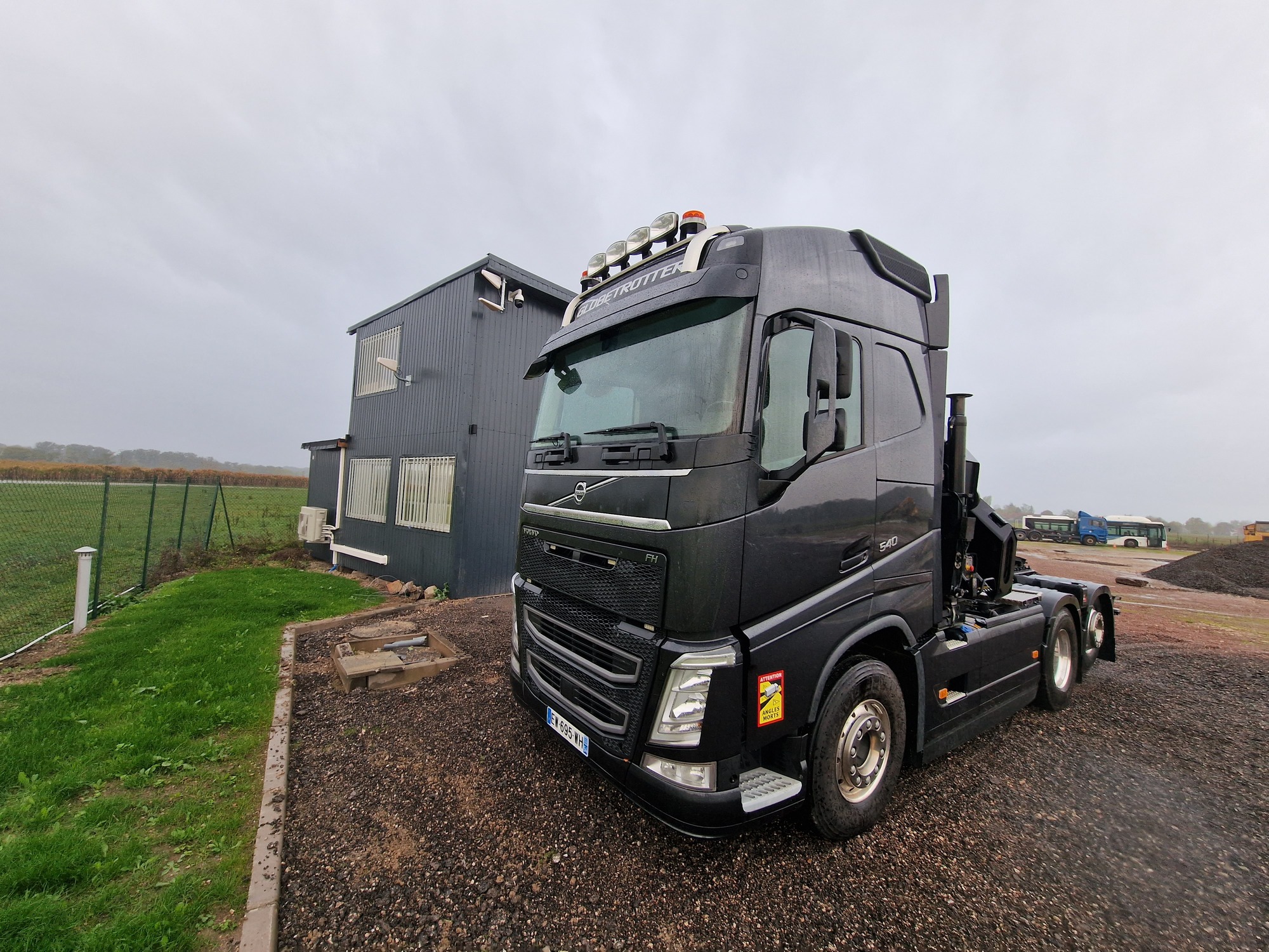 NV TRADING - Municipal/ Special vehicles undefined: picture 1