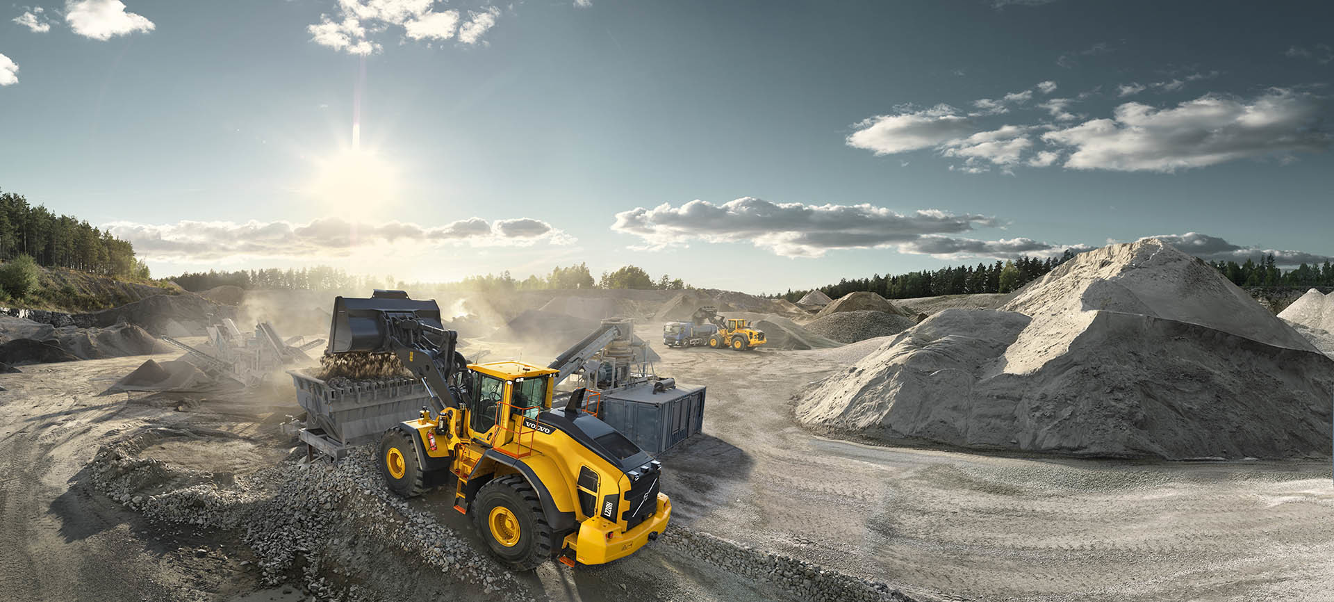 Balavto d.o.o. - Construction machinery LIEBHERR undefined: picture 1