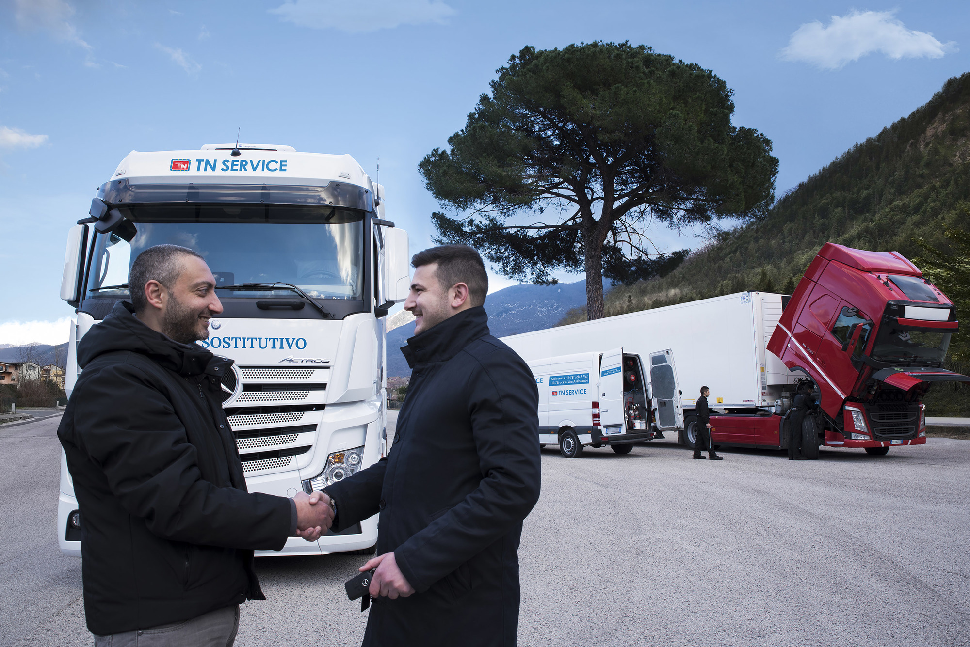 TN Service srl - vehicles for sale undefined: picture 3