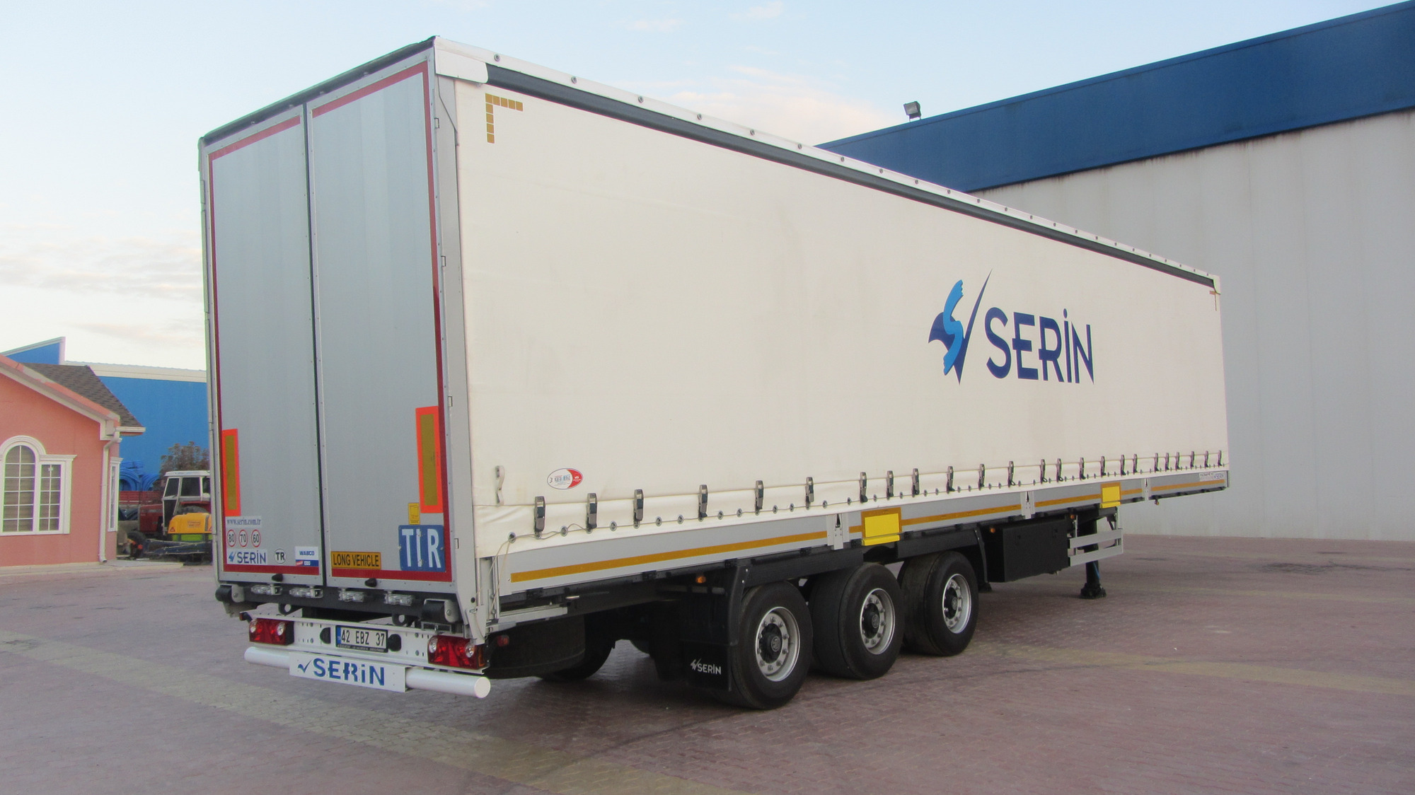 Serin Trailer undefined: picture 33
