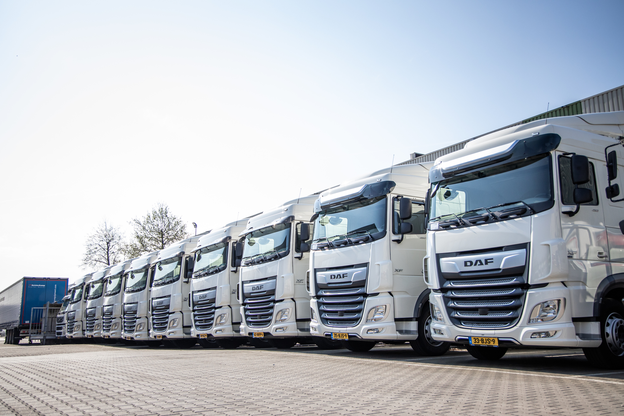 Kuijpers Trading B.V. - Material handling equipment - diesel undefined: picture 2