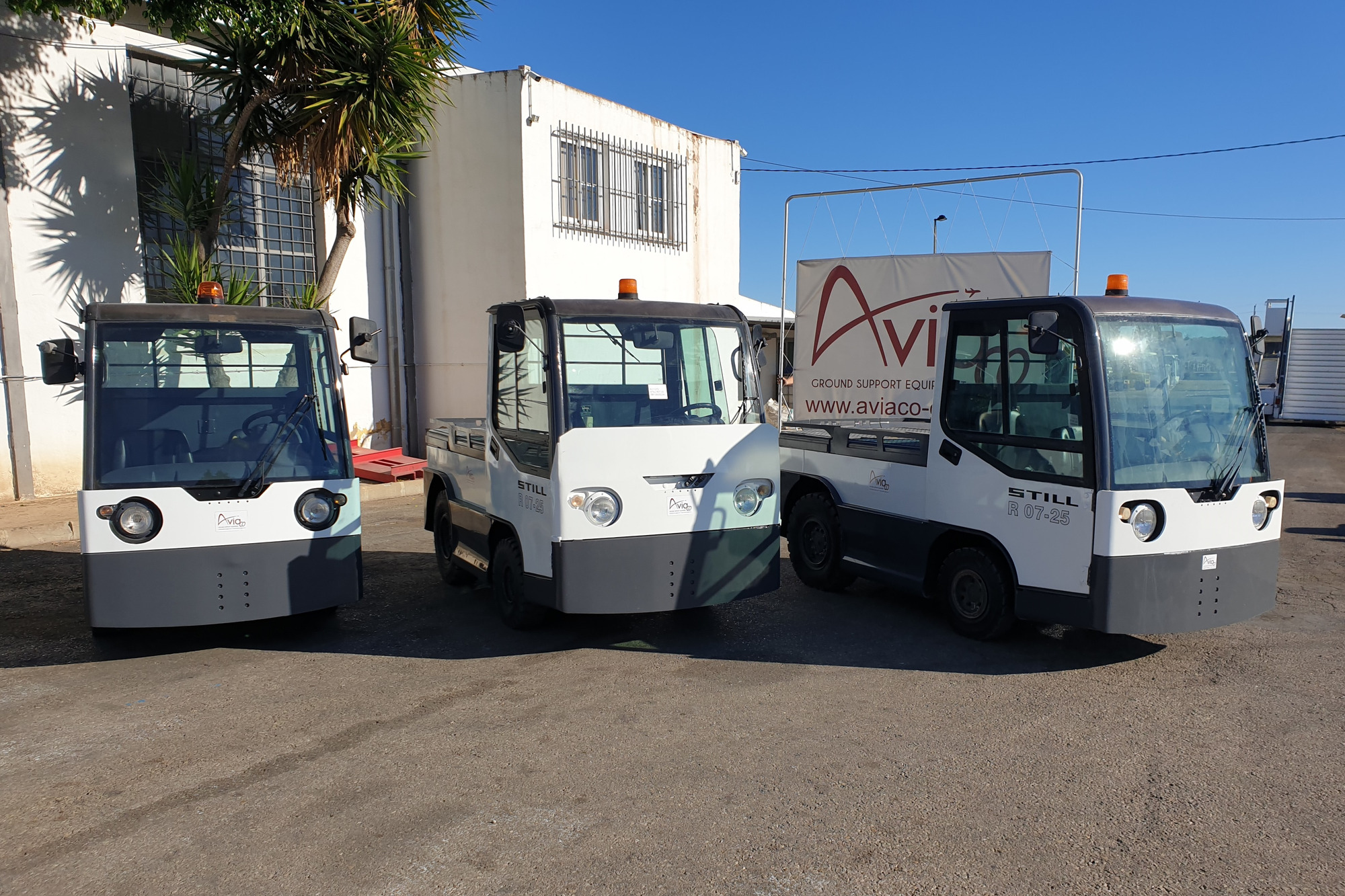 AVIACO GSE - Trucks SCANIA undefined: picture 3
