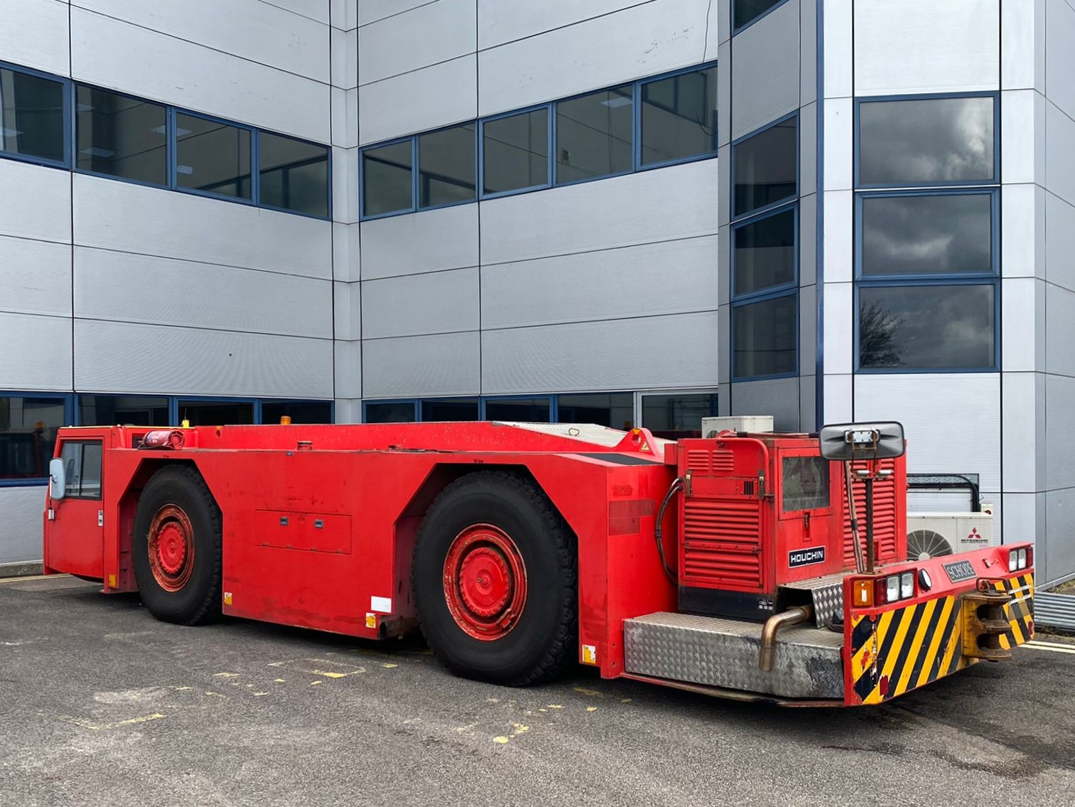 AVIACO GSE - Trucks SCANIA undefined: picture 12