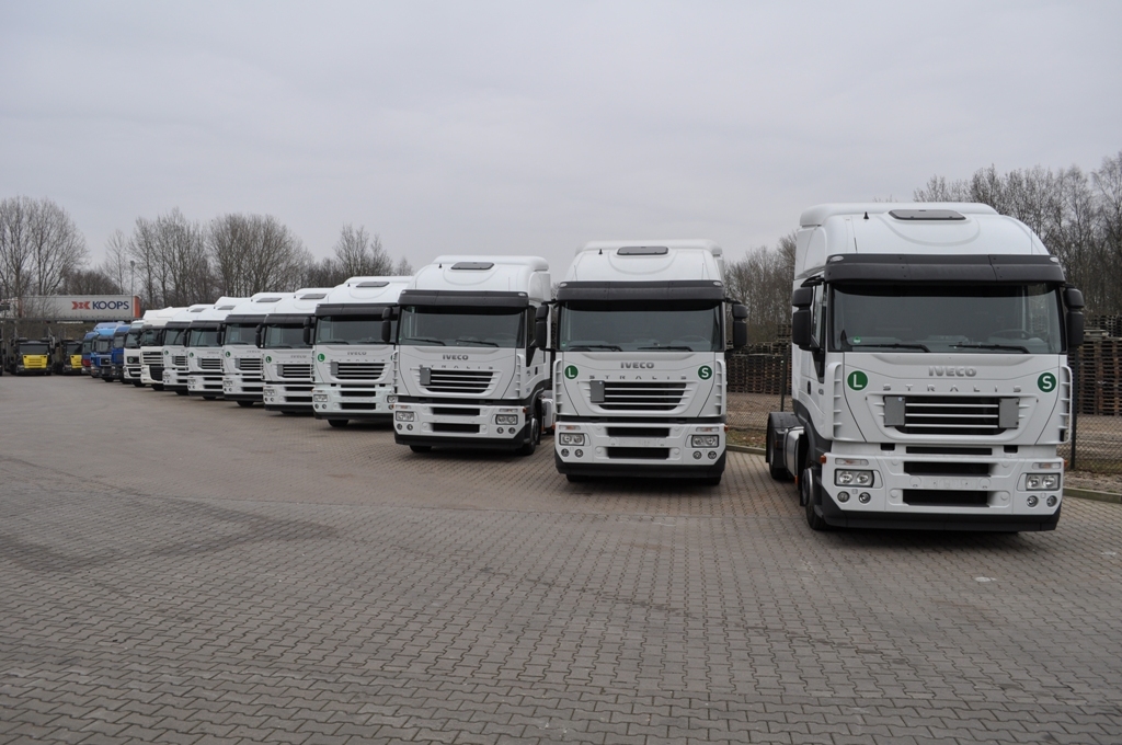 A1-Truck GmbH - Vans - Year: 2023, 4x2, gearbox: manual undefined: picture 1