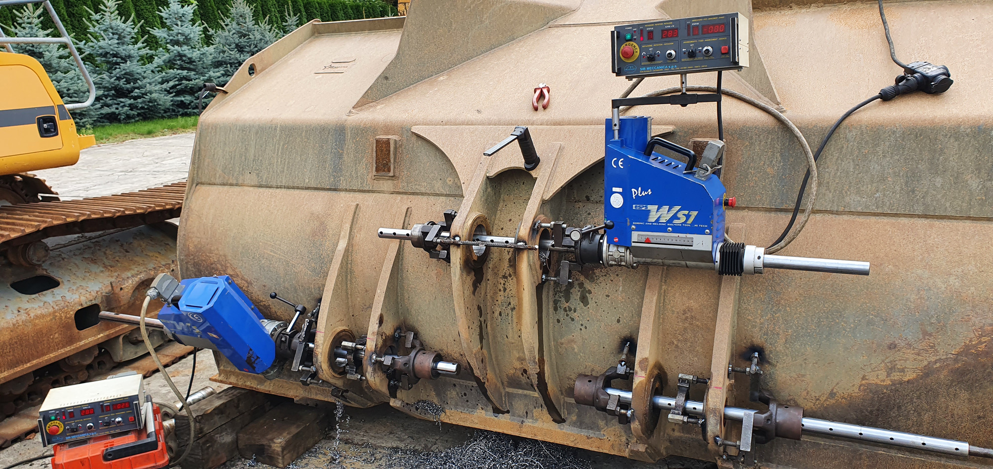 NIM LOGISTIC MACHINERY SPÓŁKA Z OGRANICZONĄ ODPOWIEDZIALNOŚCIĄ - vehicles for sale undefined: picture 1