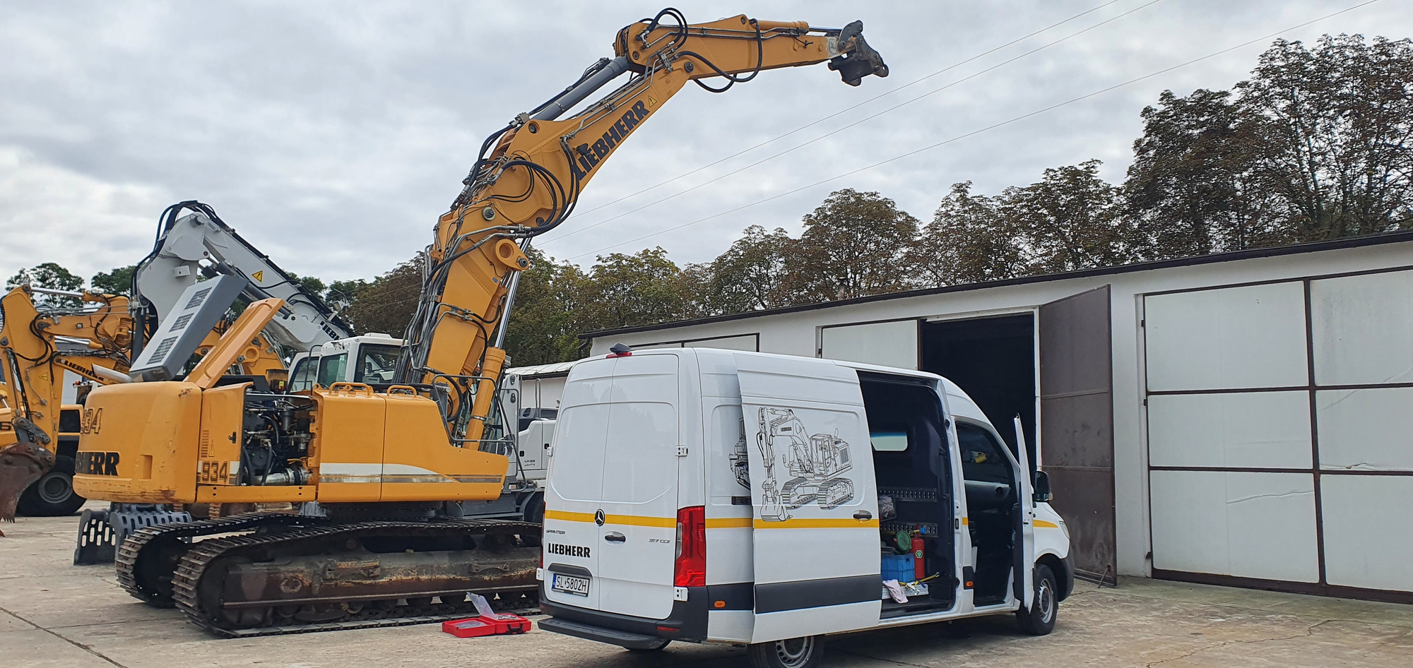 NIM LOGISTIC MACHINERY SPÓŁKA Z OGRANICZONĄ ODPOWIEDZIALNOŚCIĄ - vehicles for sale undefined: picture 3