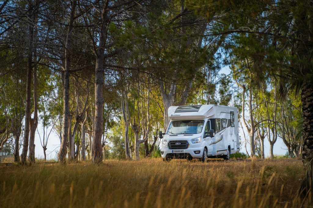 2 AP SPÓŁKA Z OGRANICZONĄ ODPOWIEDZIALNOŚCIĄ - Campers - Euro 6, air conditioner undefined: picture 2