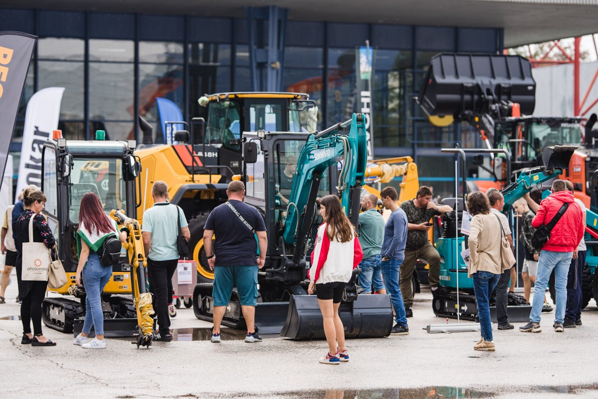 INTERNATIONAL TECHNICAL FAIR undefined: picture 3