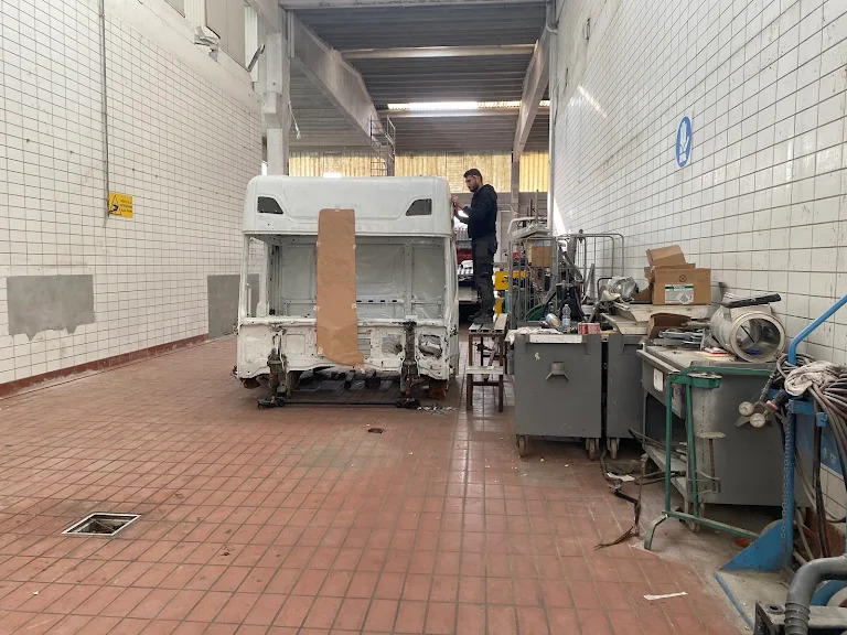 Truck Store Service SRL - vehicles for sale undefined: picture 4