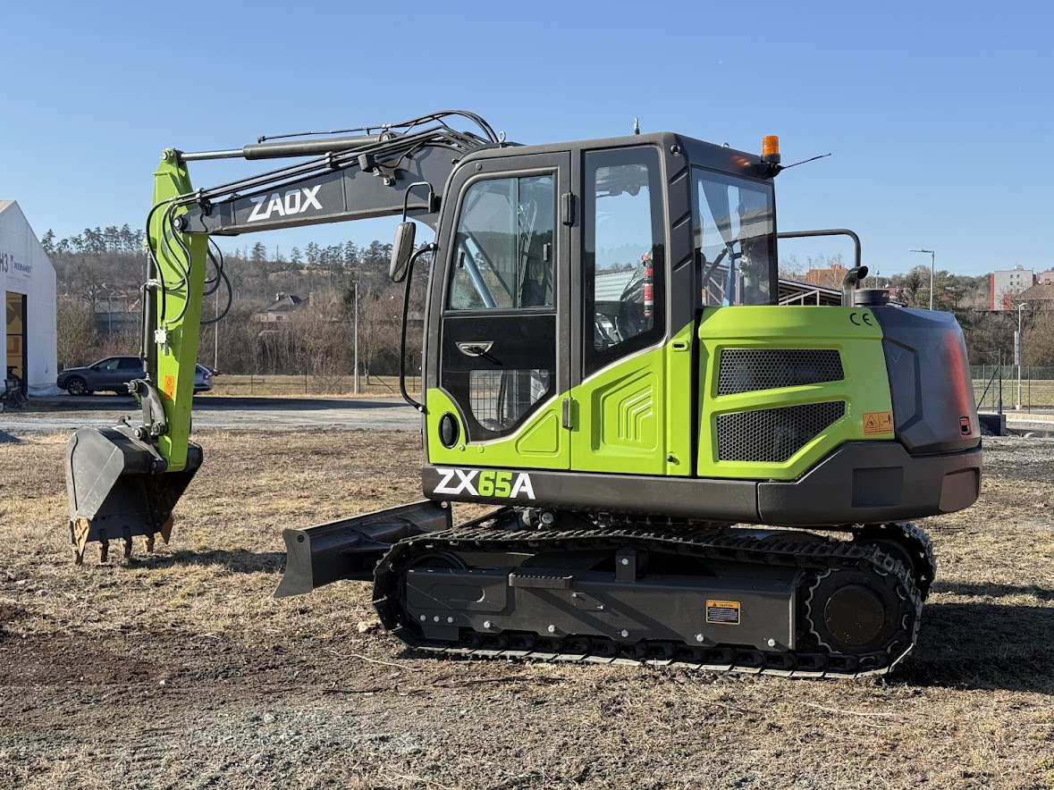 ZAOX CONSTRUCTION MACHINERY A.S. - vehicles for sale undefined: picture 6