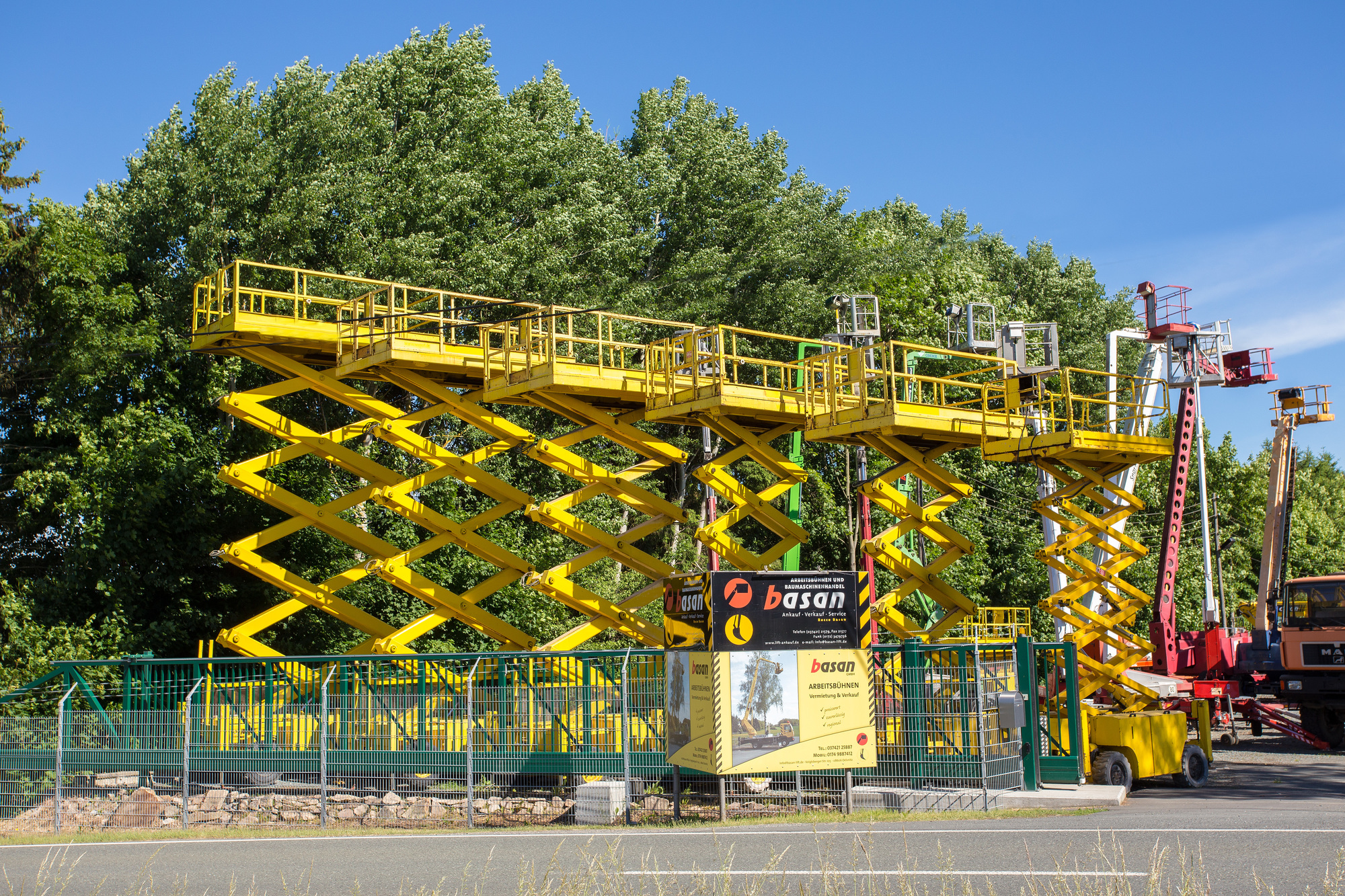 BASAN GmbH - Trucks - loader crane, gearbox: manual undefined: picture 1