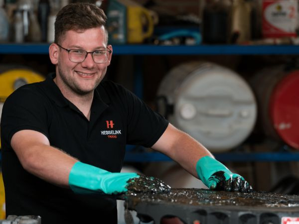 Hesselink Trucks B.V. - Tractor units DAF - Year: 2016, gearbox: automatic undefined: picture 3