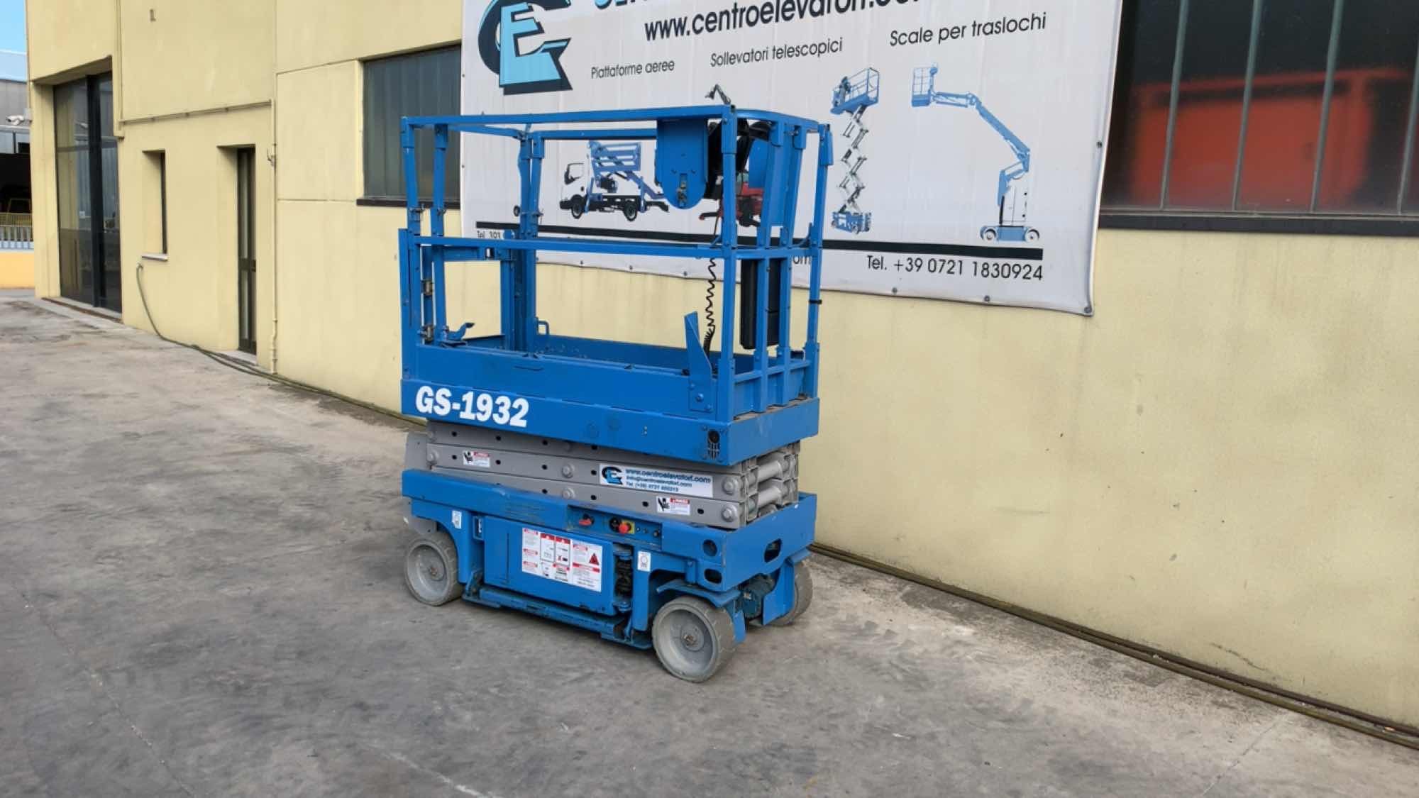 Centro Elevatori SRL - Construction machinery undefined: picture 12