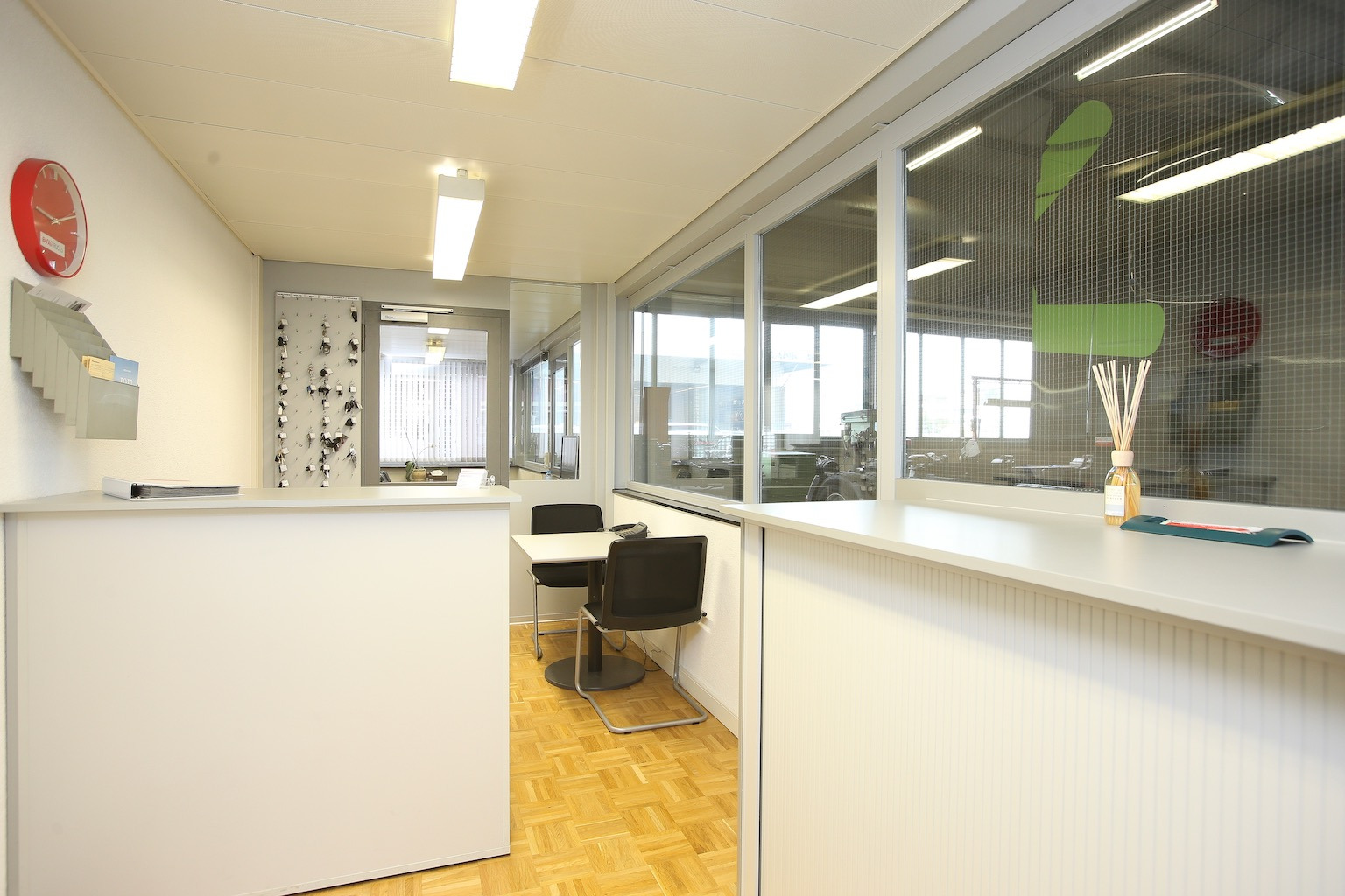 BAFAG AG - vehicles for sale undefined: picture 10