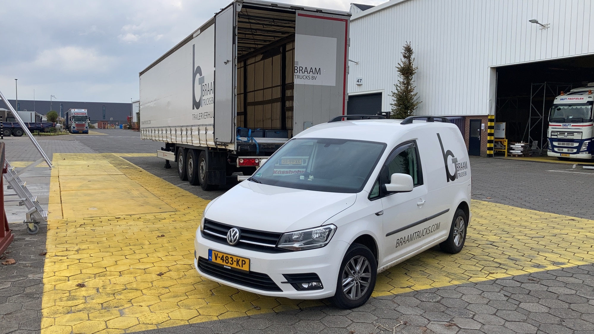 BRAAM TRUCKS & TRAILER VERHUUR B.V. - vehicles for sale undefined: picture 14