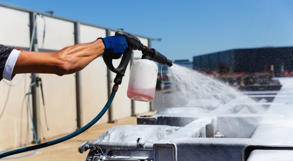 Louis Boon Trucks & Trailers BV - vehicles for sale undefined: picture 4